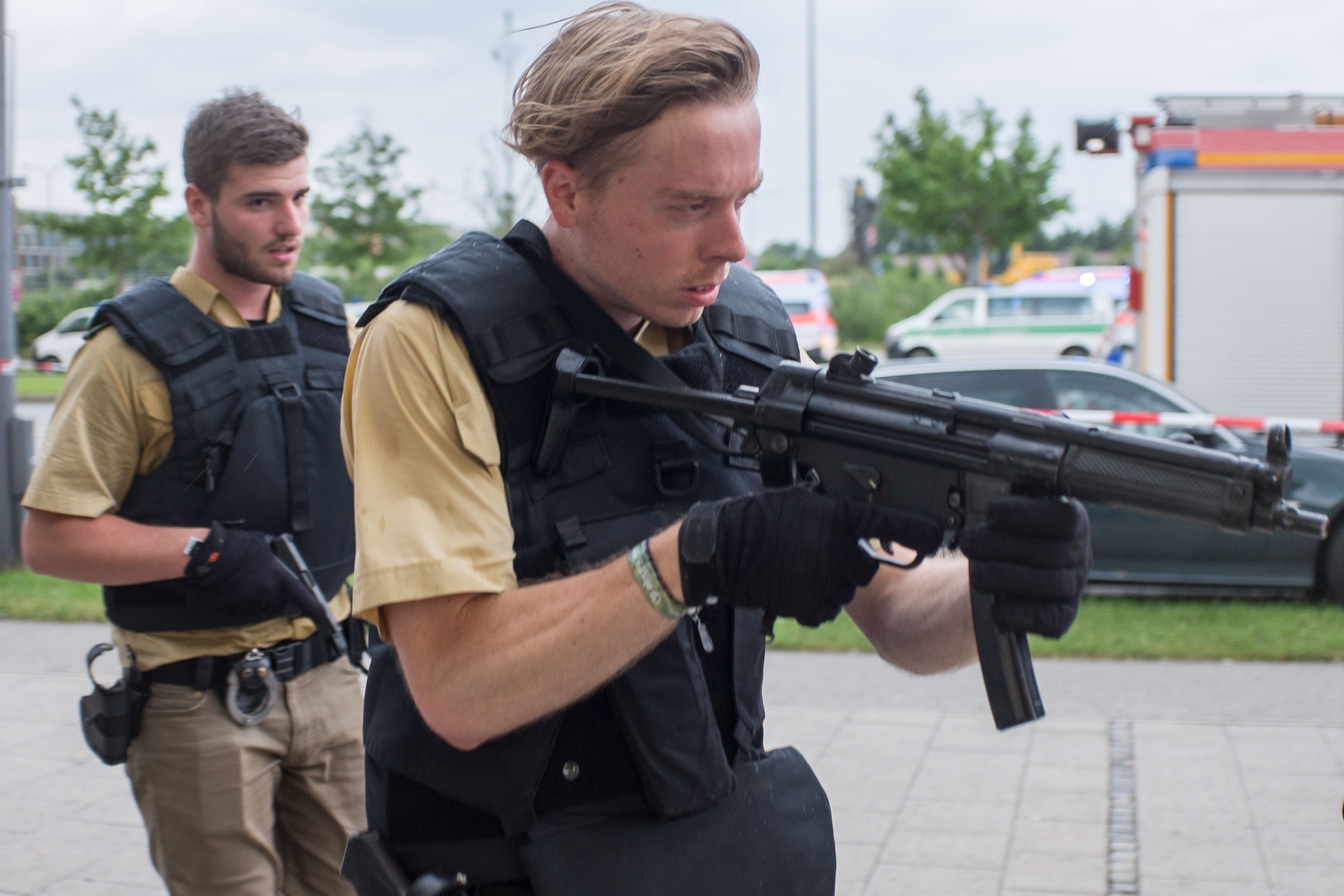 eight-people-killed-at-mall-shooting-in-munich